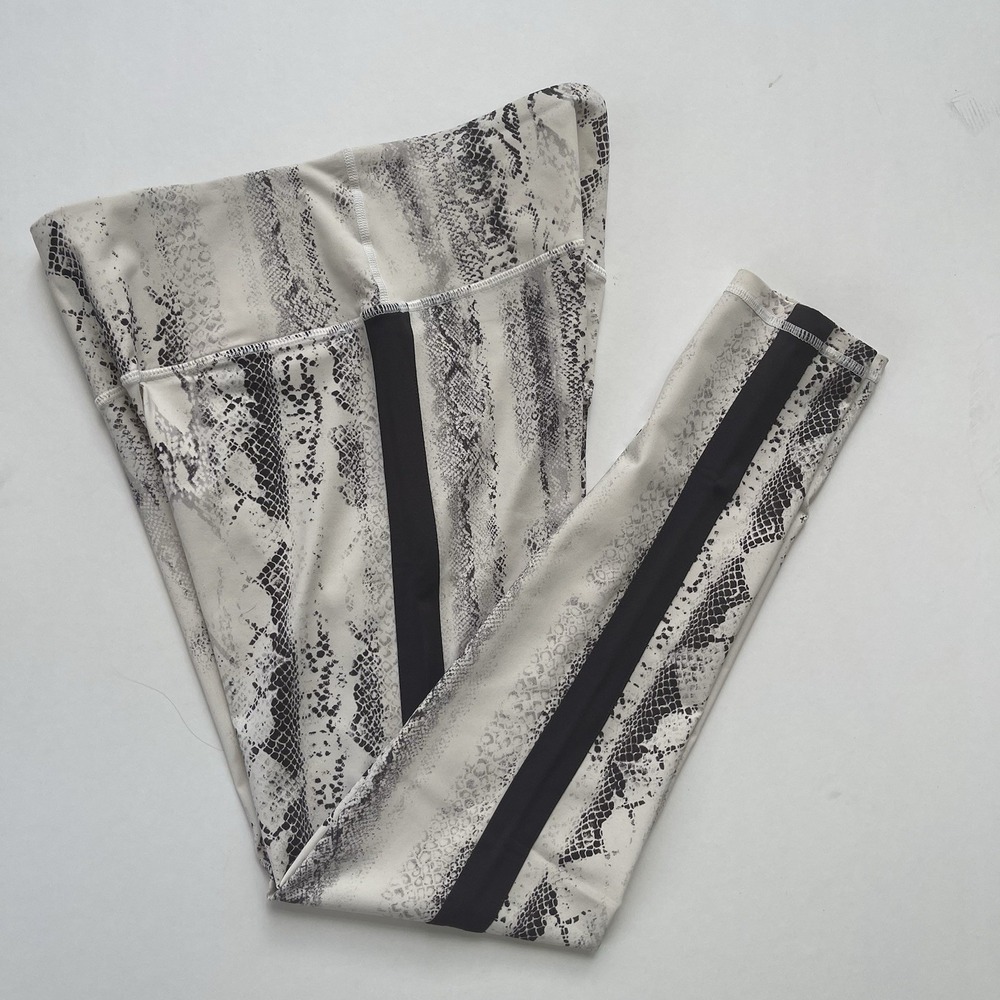 Luna Wear Women Yoga Pants - Cream & Brown Animal Print - Size Large - Brand New